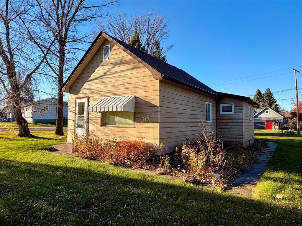 317 Third Avenue Property Photo 1