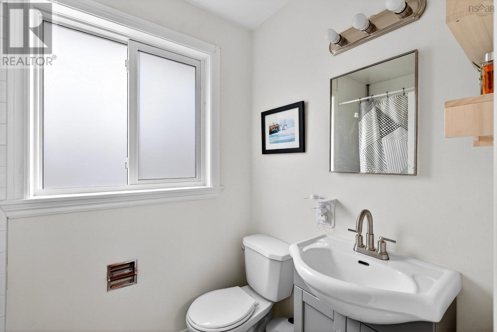 212 Roleika Drive Property Photo 23
