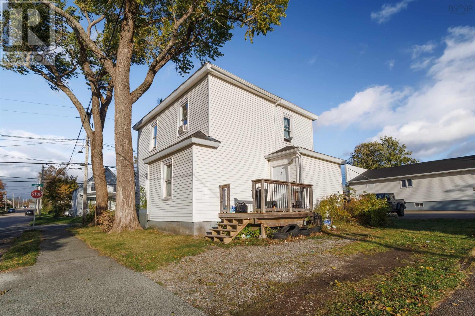 172 Ashby Road Property Photo 2