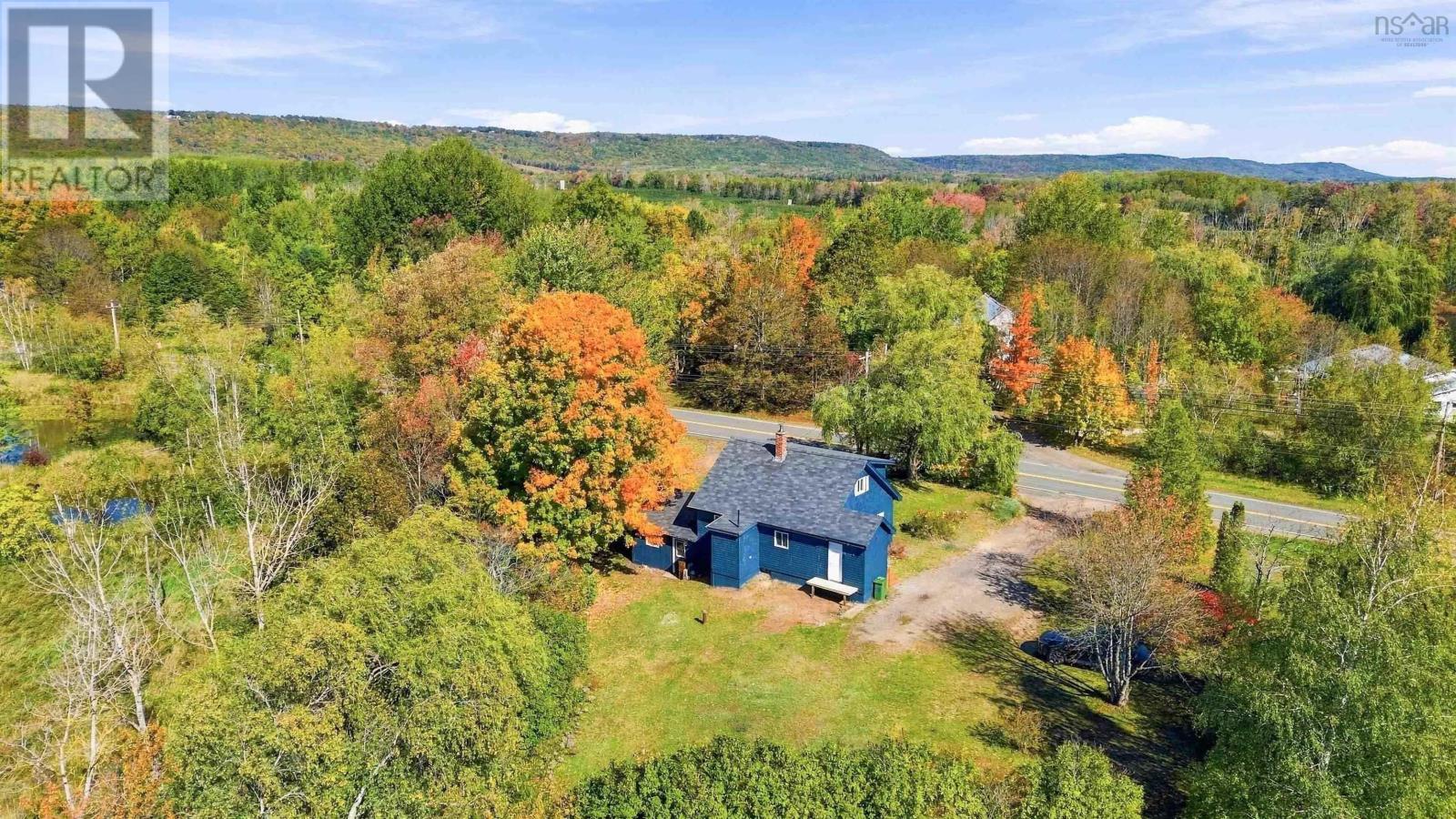 2043 Highway 359 Property Photo 46