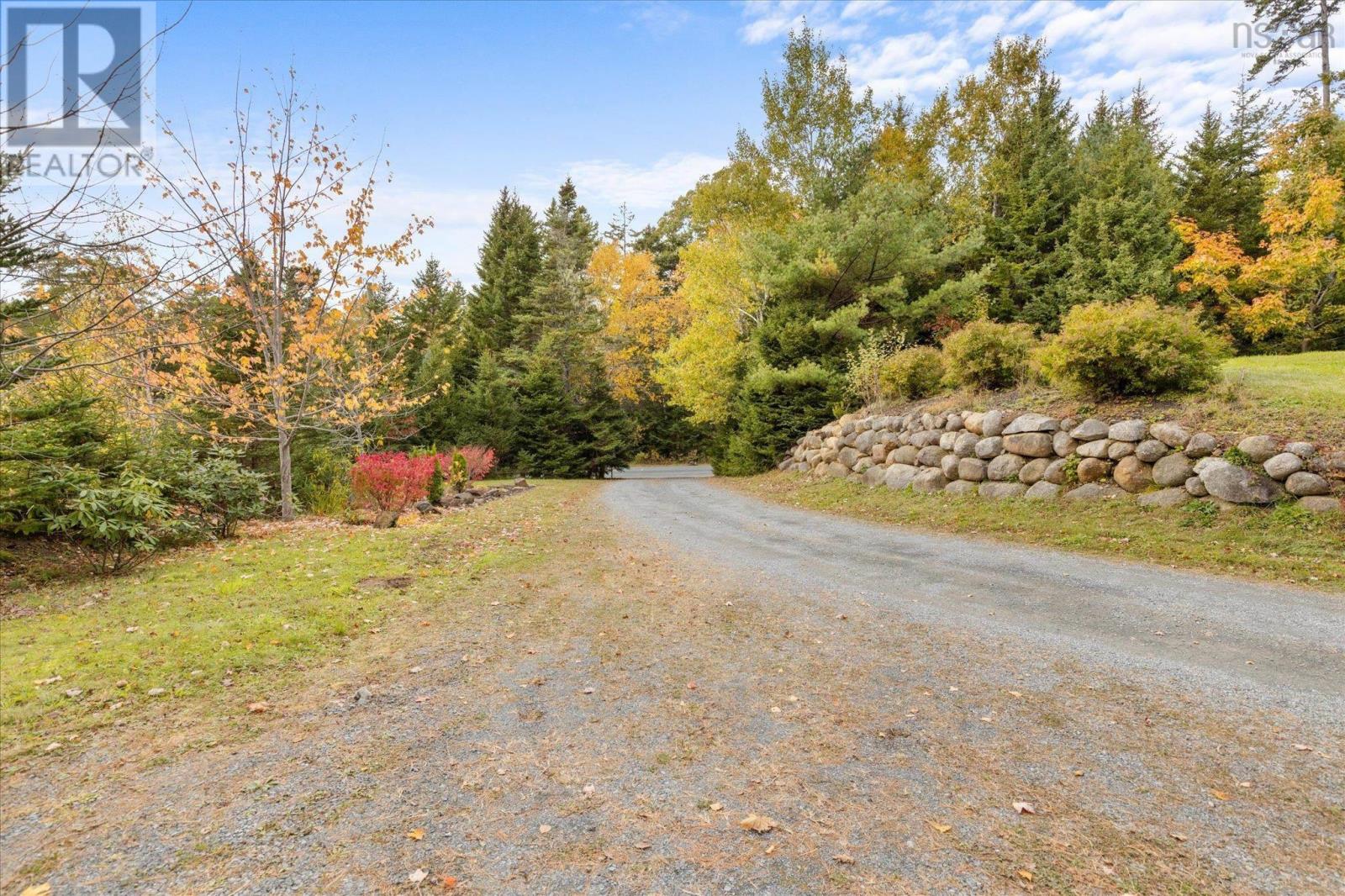119 Indian Path Road Property Photo 8