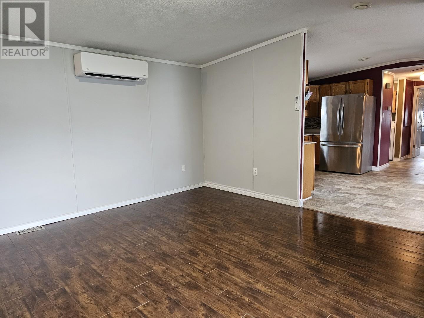 18 Jordan Avenue Property Photo 9