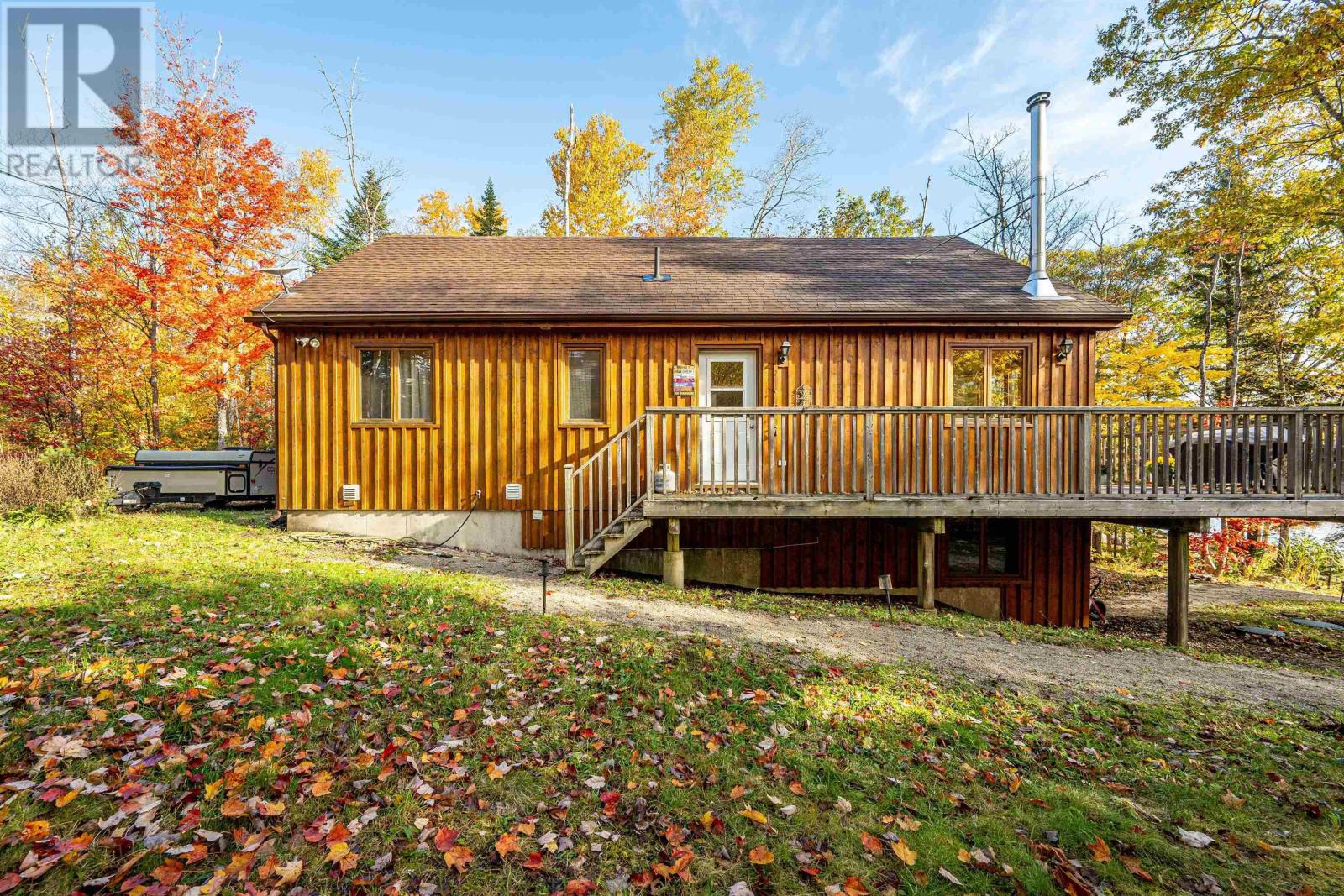 142 Canyon Point Road Property Photo 4