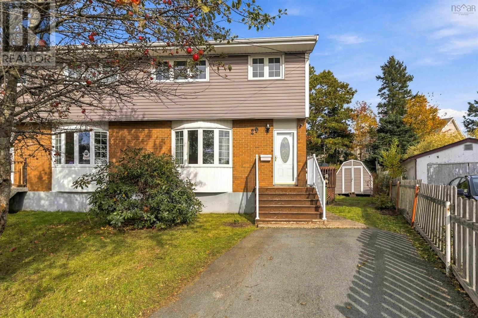 29 Marilyn Drive Property Photo 1