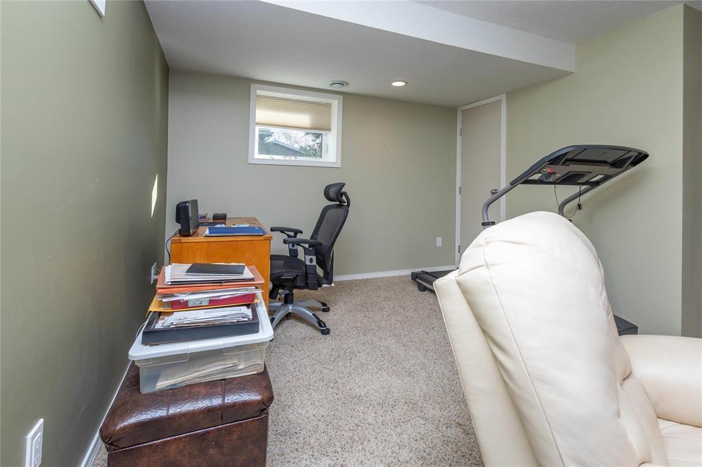 75 E. Fotheringham Drive Property Photo 14