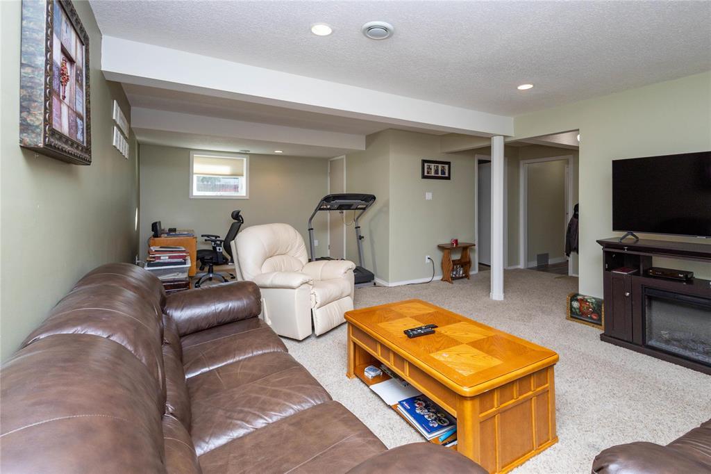 75 E. Fotheringham Drive Property Photo 15
