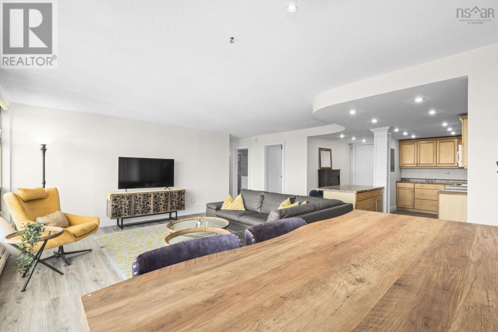 1003 6369 Coburg Road Property Photo 8