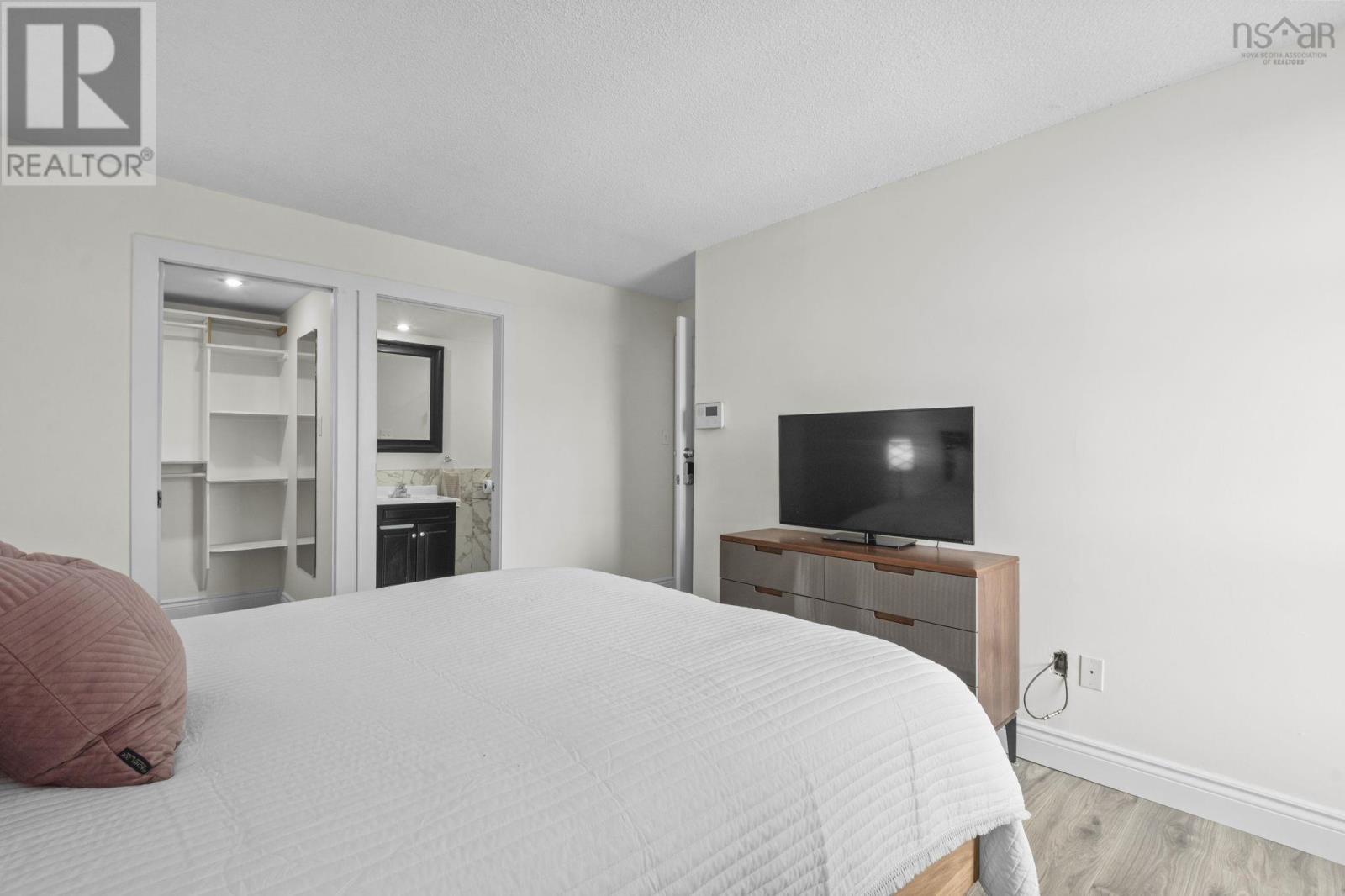 1003 6369 Coburg Road Property Photo 23