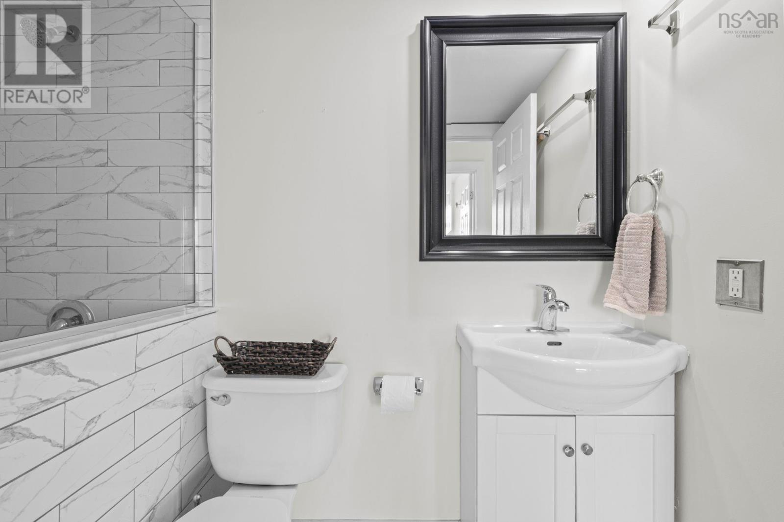 1003 6369 Coburg Road Property Photo 33
