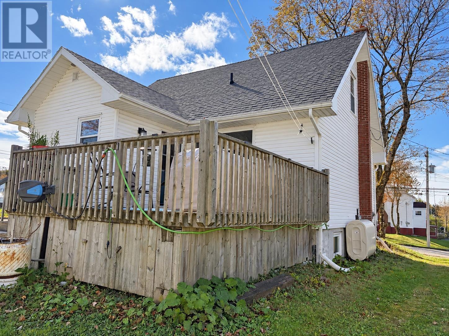163 Riverview Drive Property Photo 10