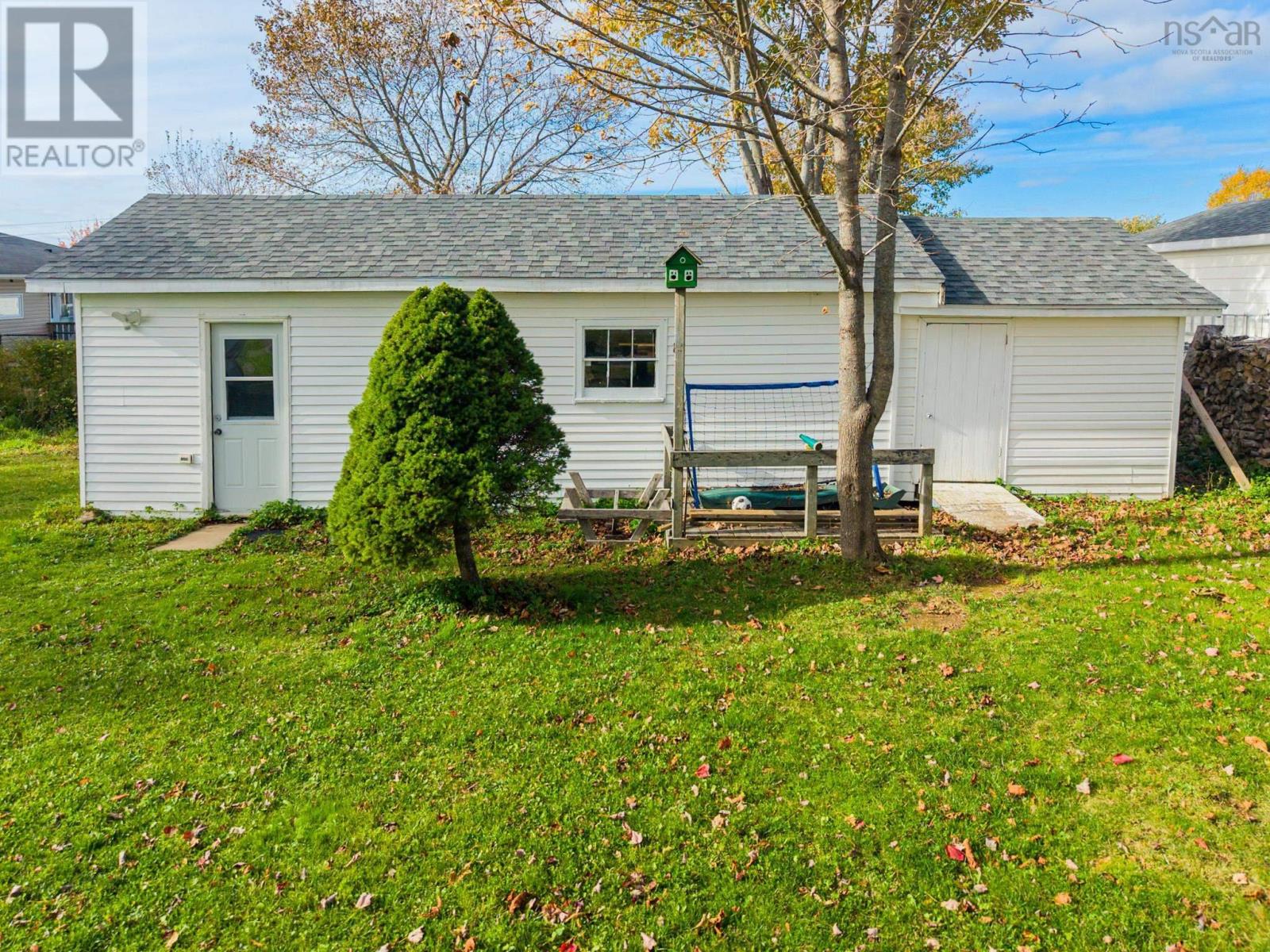 163 Riverview Drive Property Photo 13