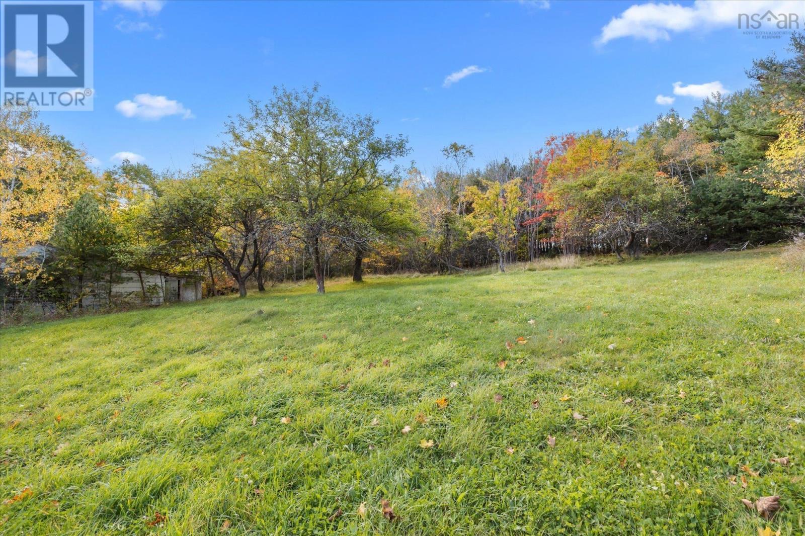 1163 King Street Property Photo 8