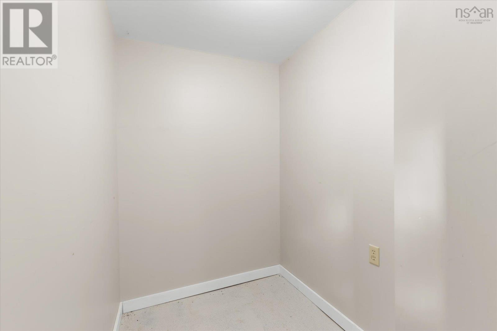 1163 King Street Property Photo 10