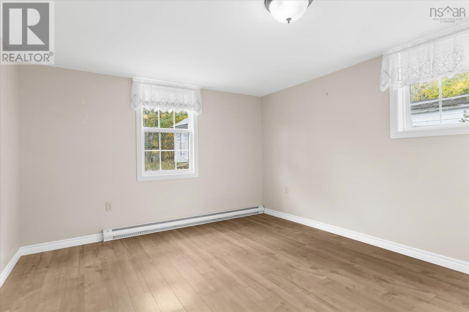 1163 King Street Property Photo 16