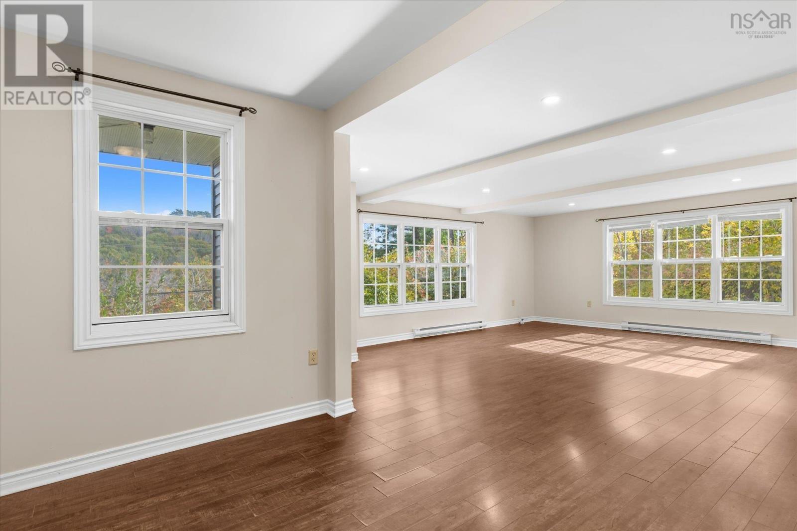 1163 King Street Property Photo 19