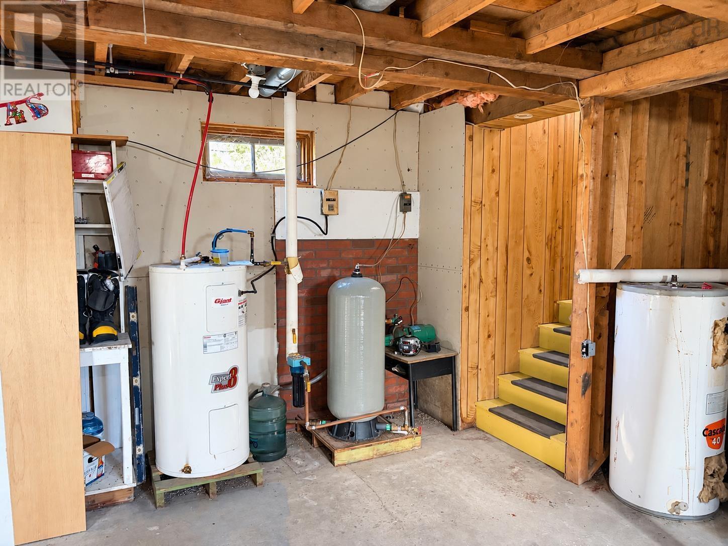 519 Cenotaph Road Property Photo 28