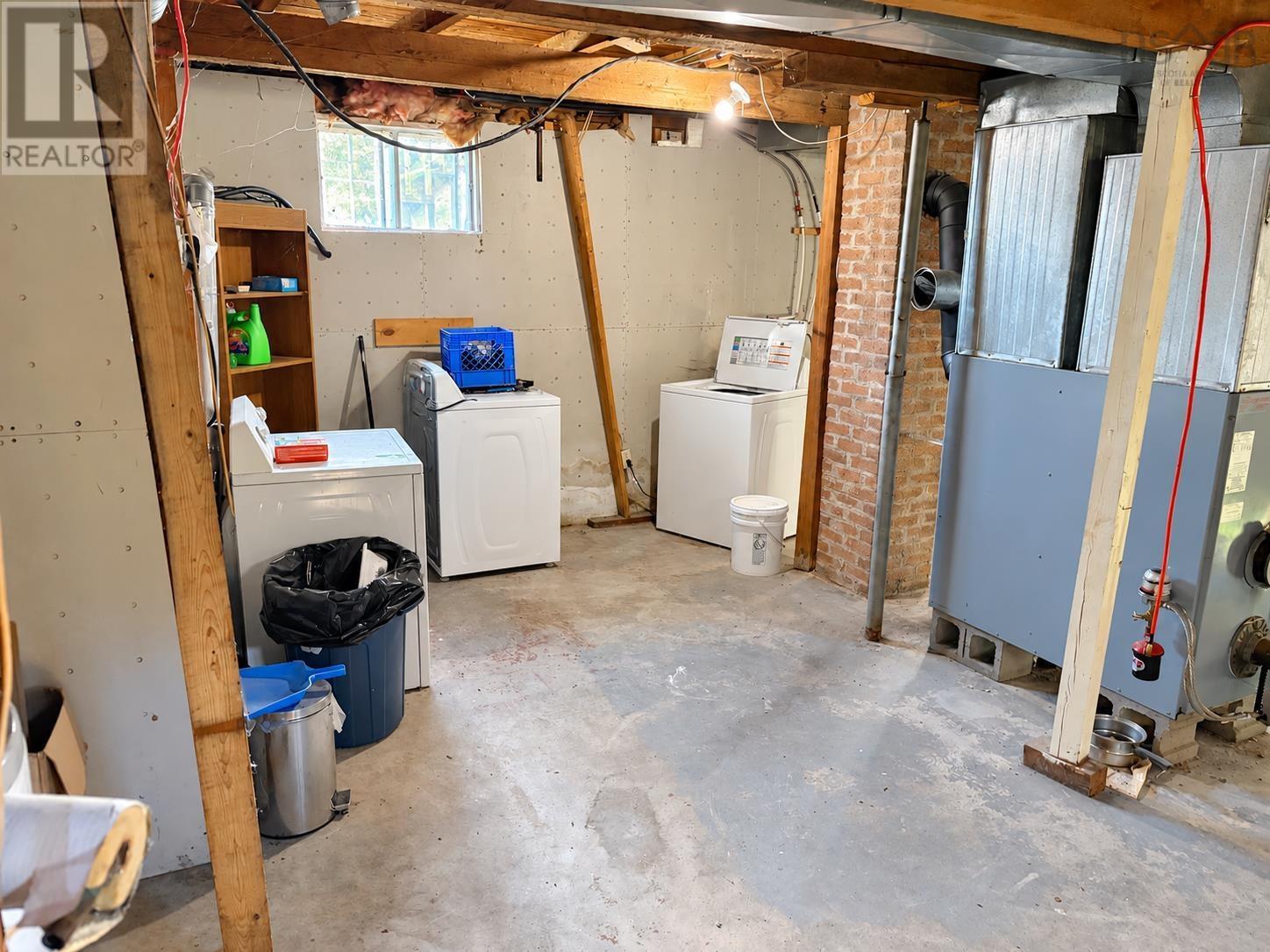 519 Cenotaph Road Property Photo 32