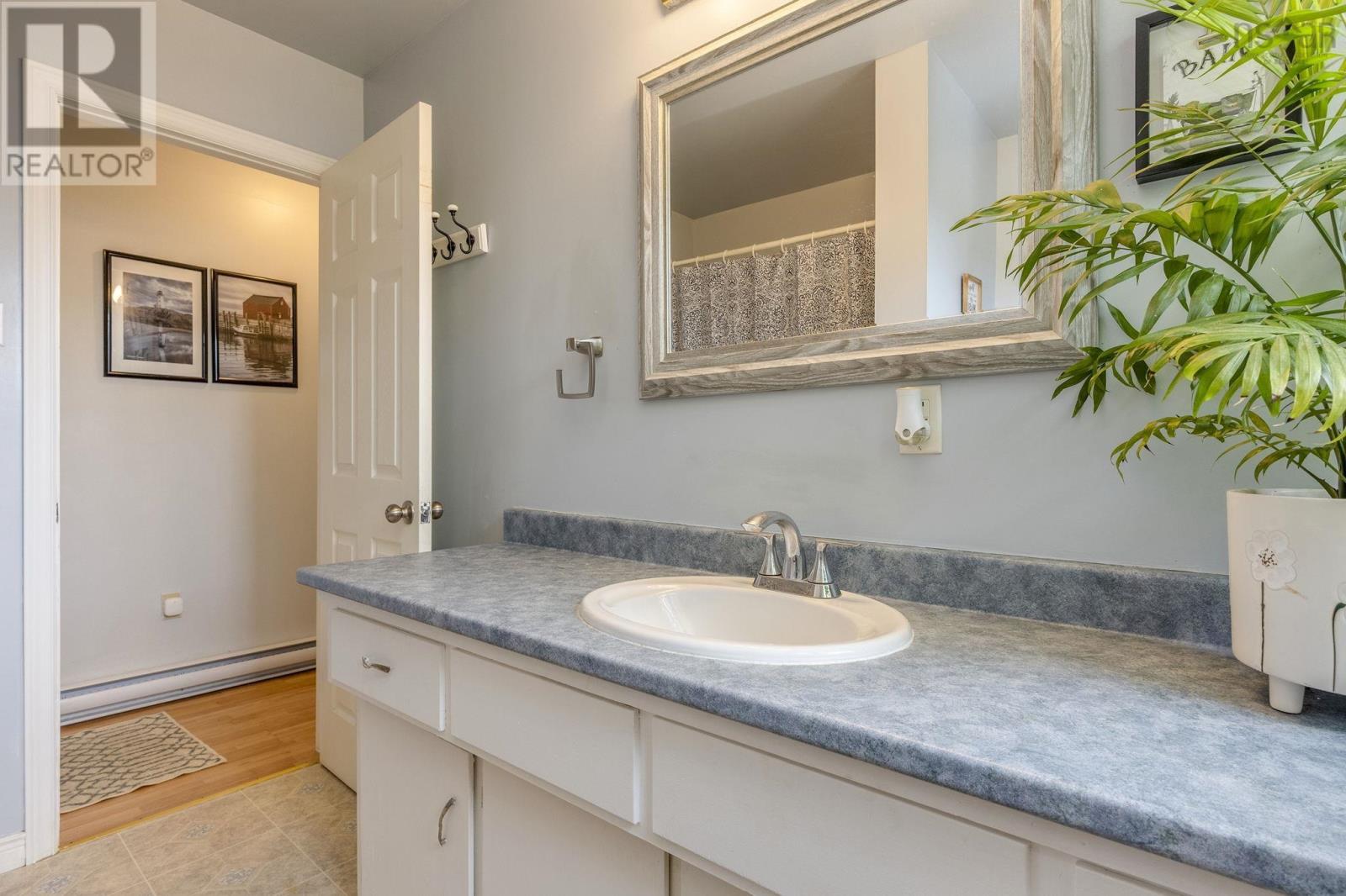 148 Maple Avenue Property Photo 22