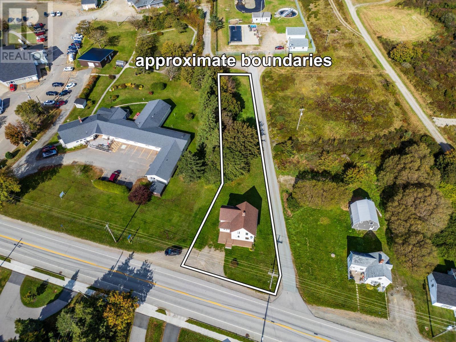 8419 Highway 1 Property Photo 2