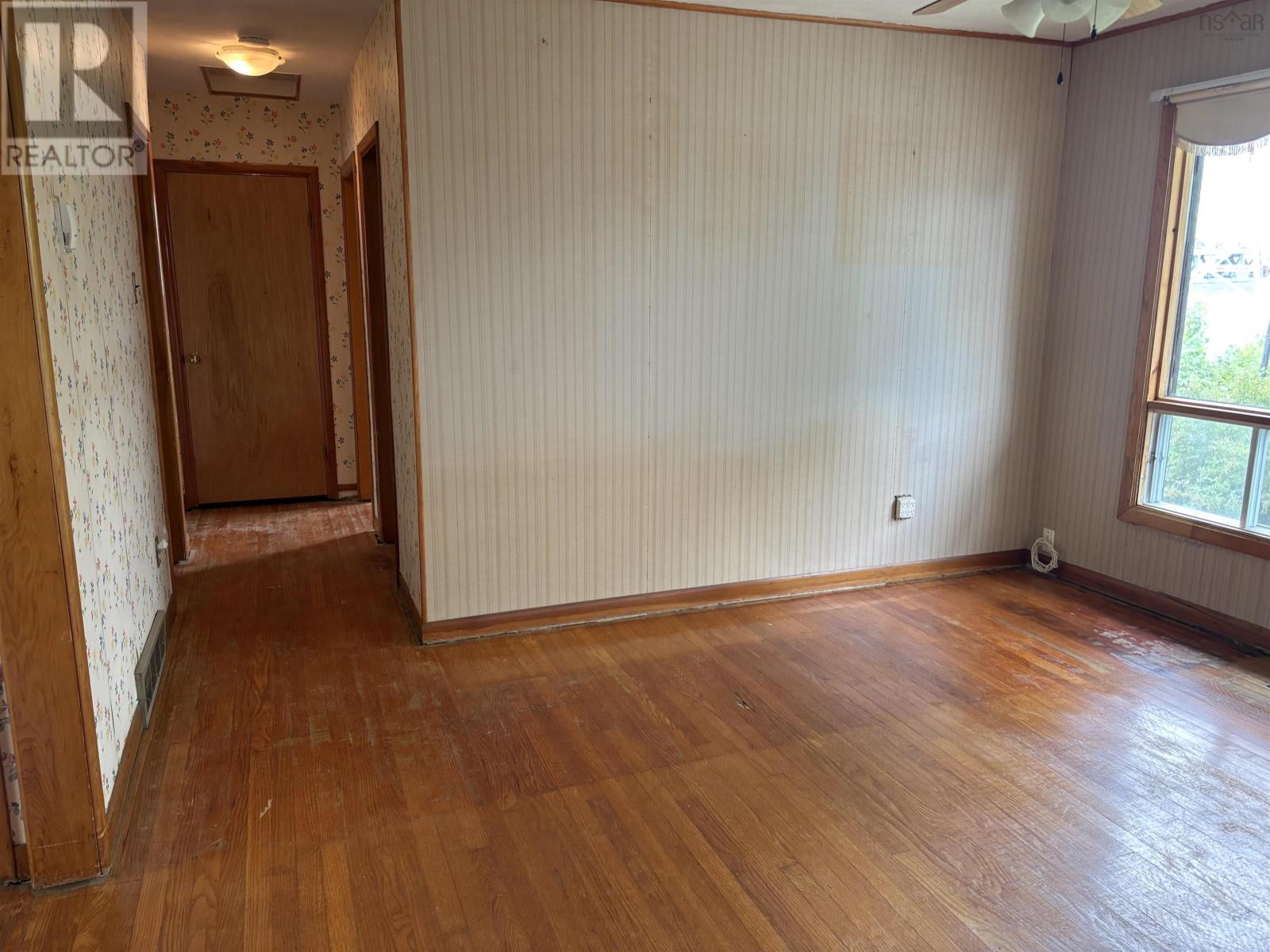 3895 Kencrest Avenue Property Photo 12