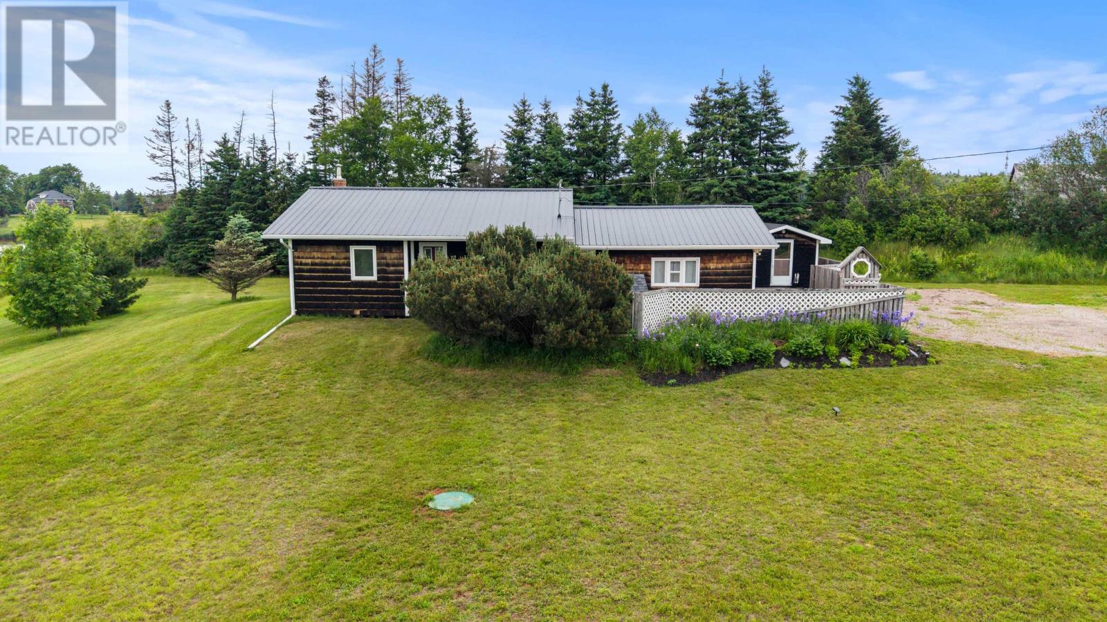 2482 Winsloe Road Property Photo 3