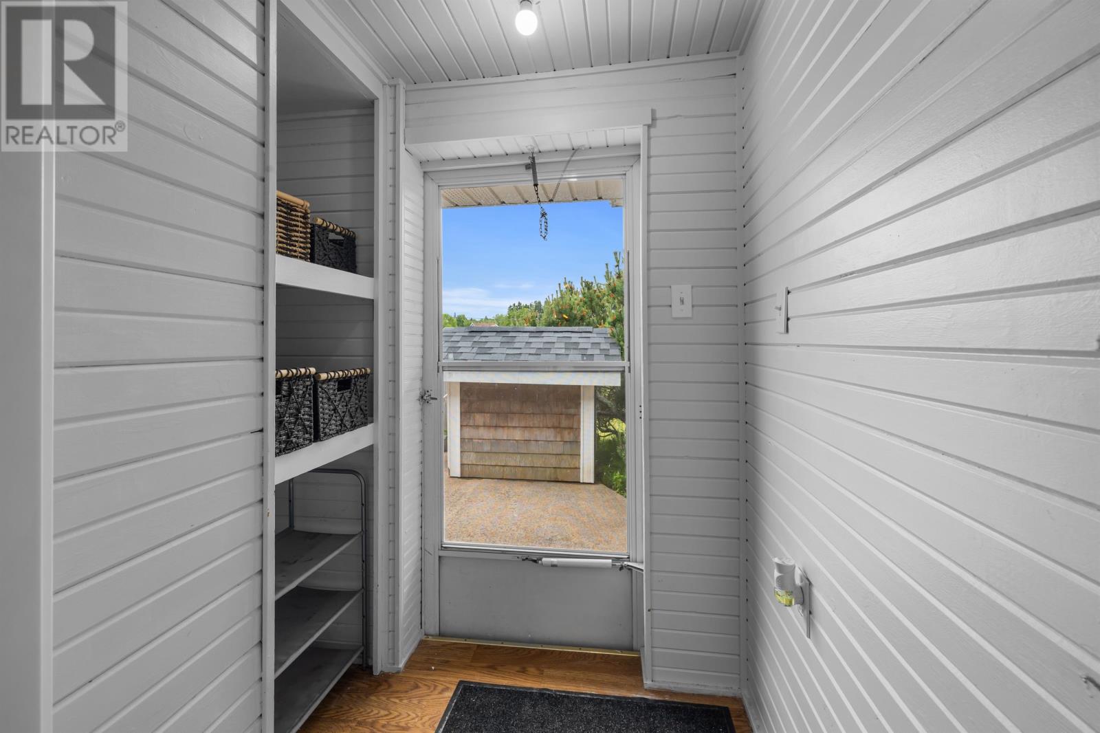 2482 Winsloe Road Property Photo 10