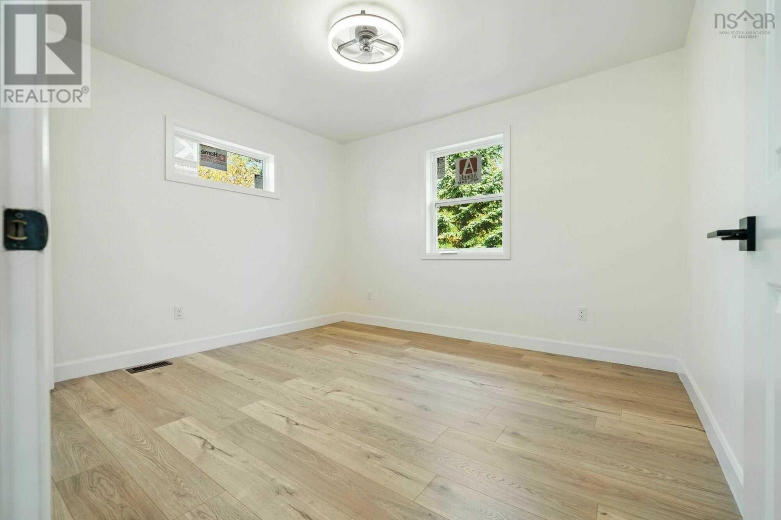 162 Sixth Street Property Photo 6