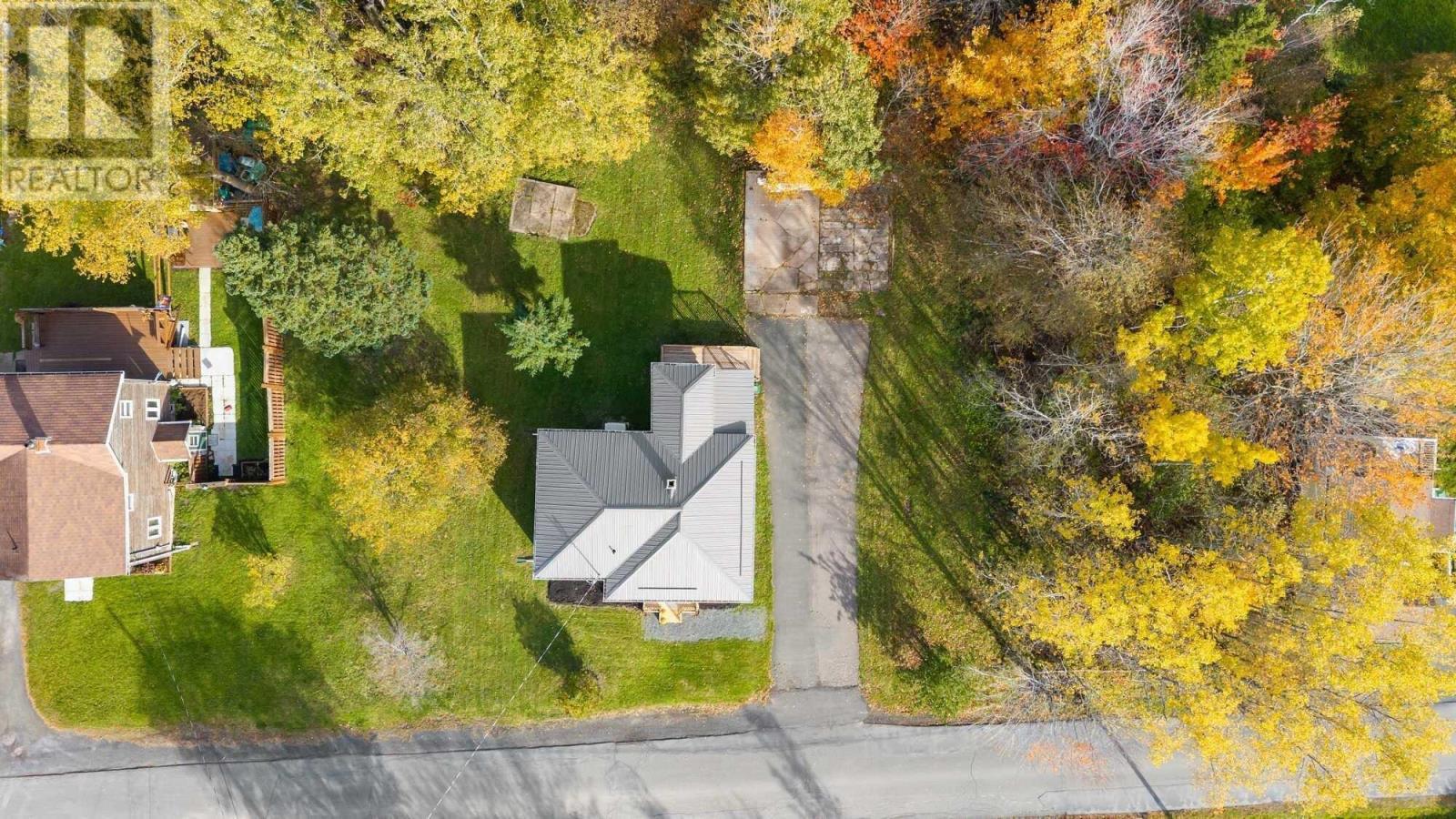 162 Sixth Street Property Photo 16