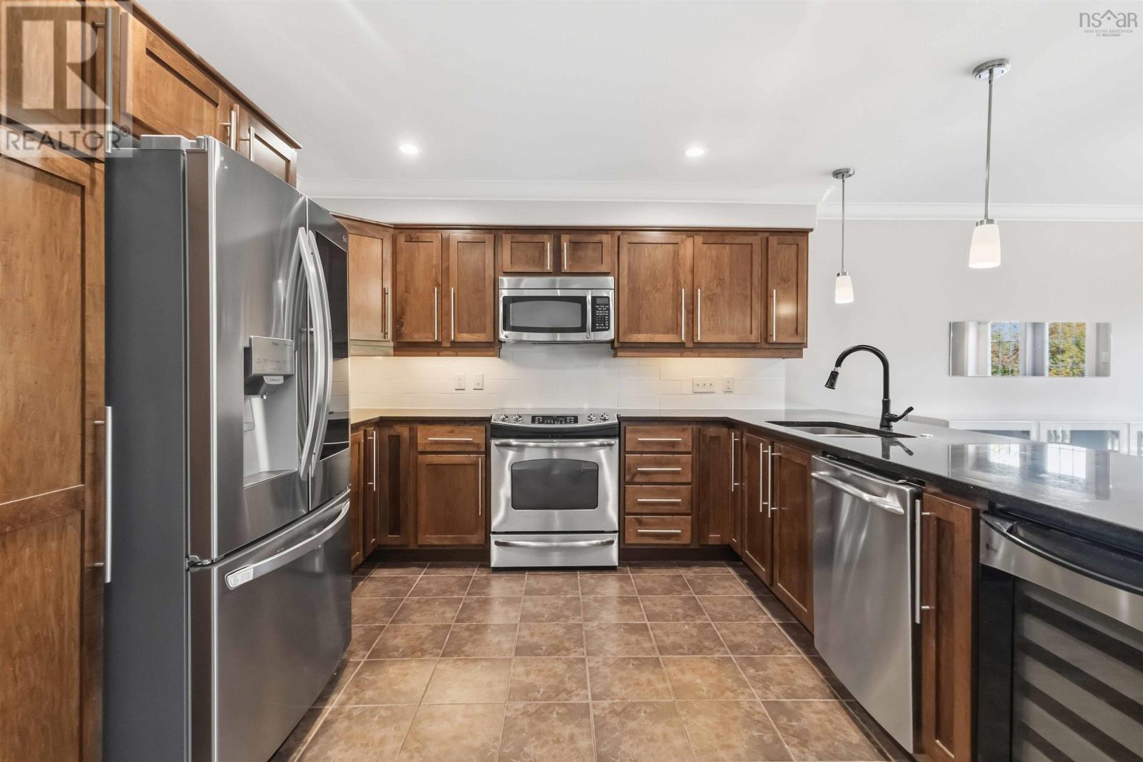345 Bently Drive Property Photo 10