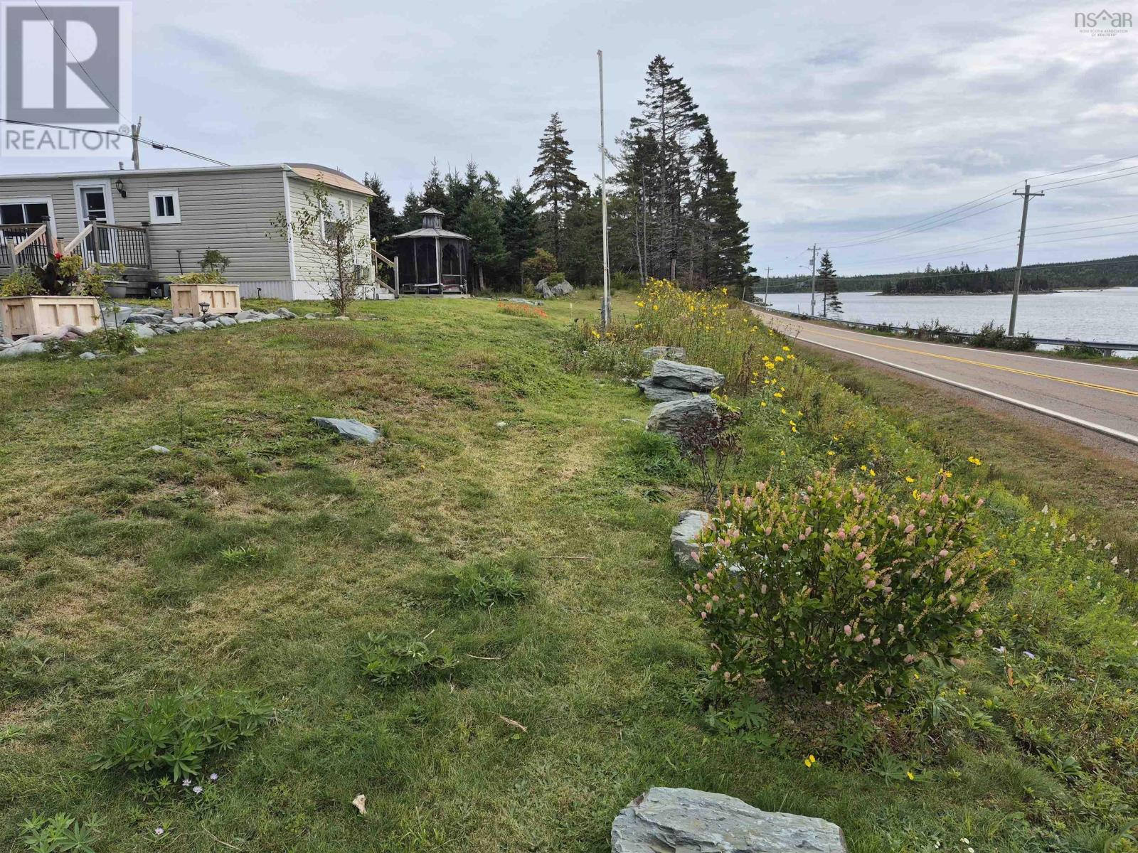 4639 Highway 7 Property Photo 3