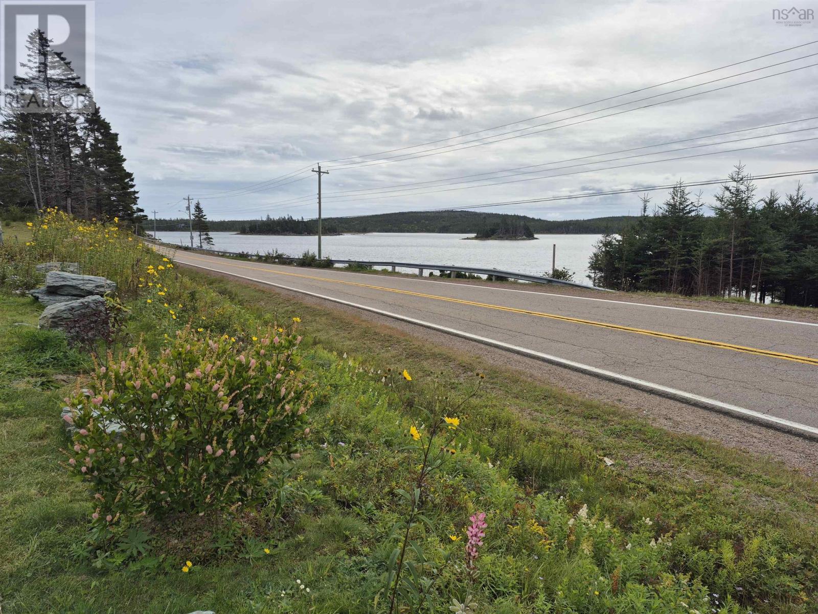 4639 Highway 7 Property Photo 17