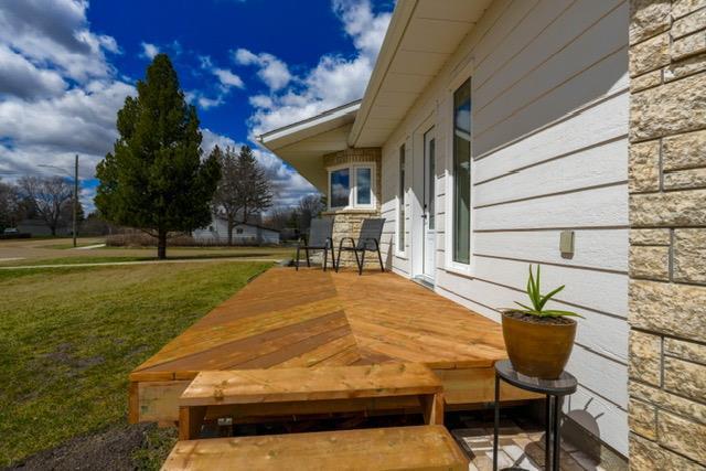 305 Louisa Avenue Property Photo 2