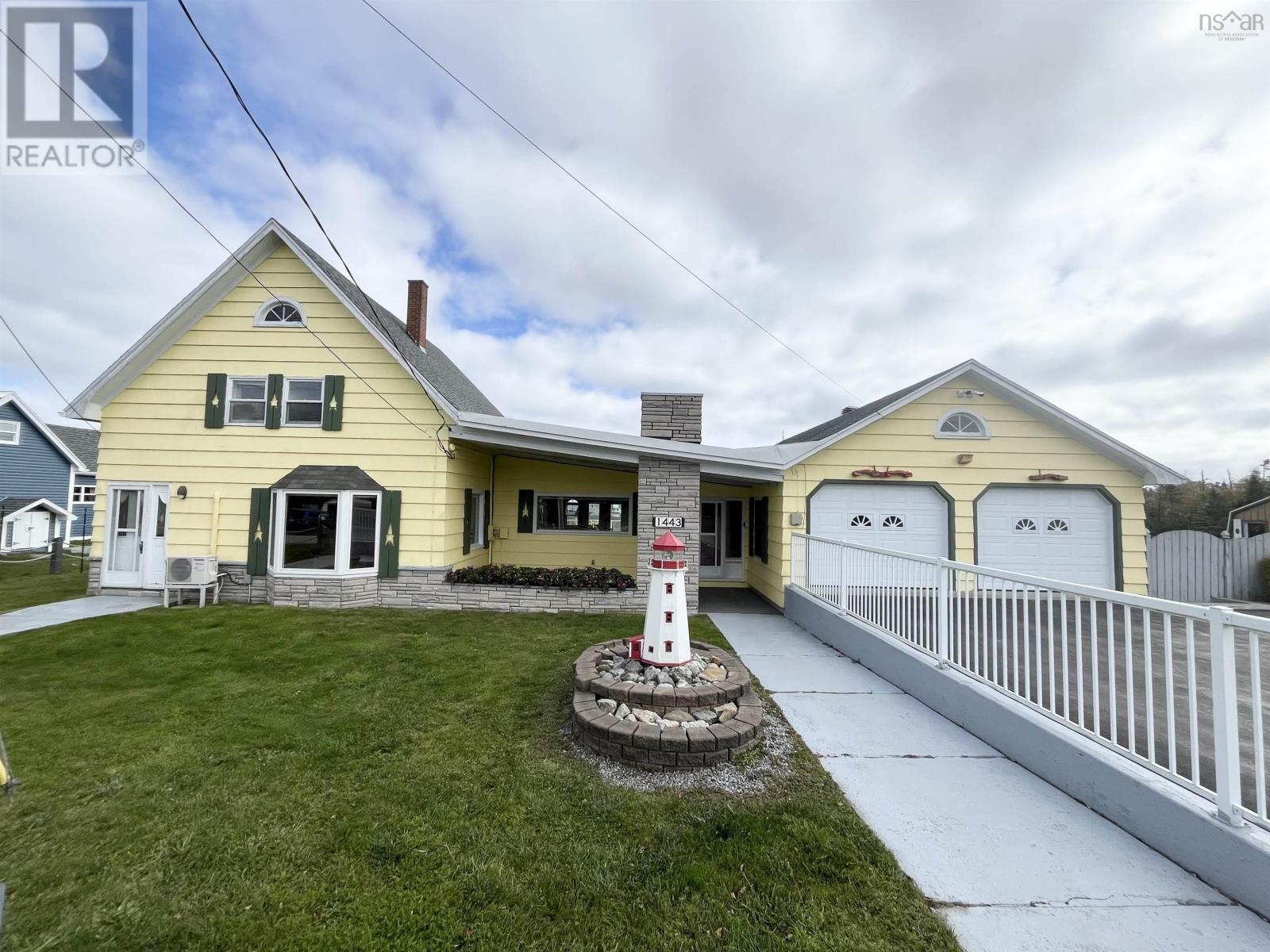1443 Stoney Island Road Property Photo 1