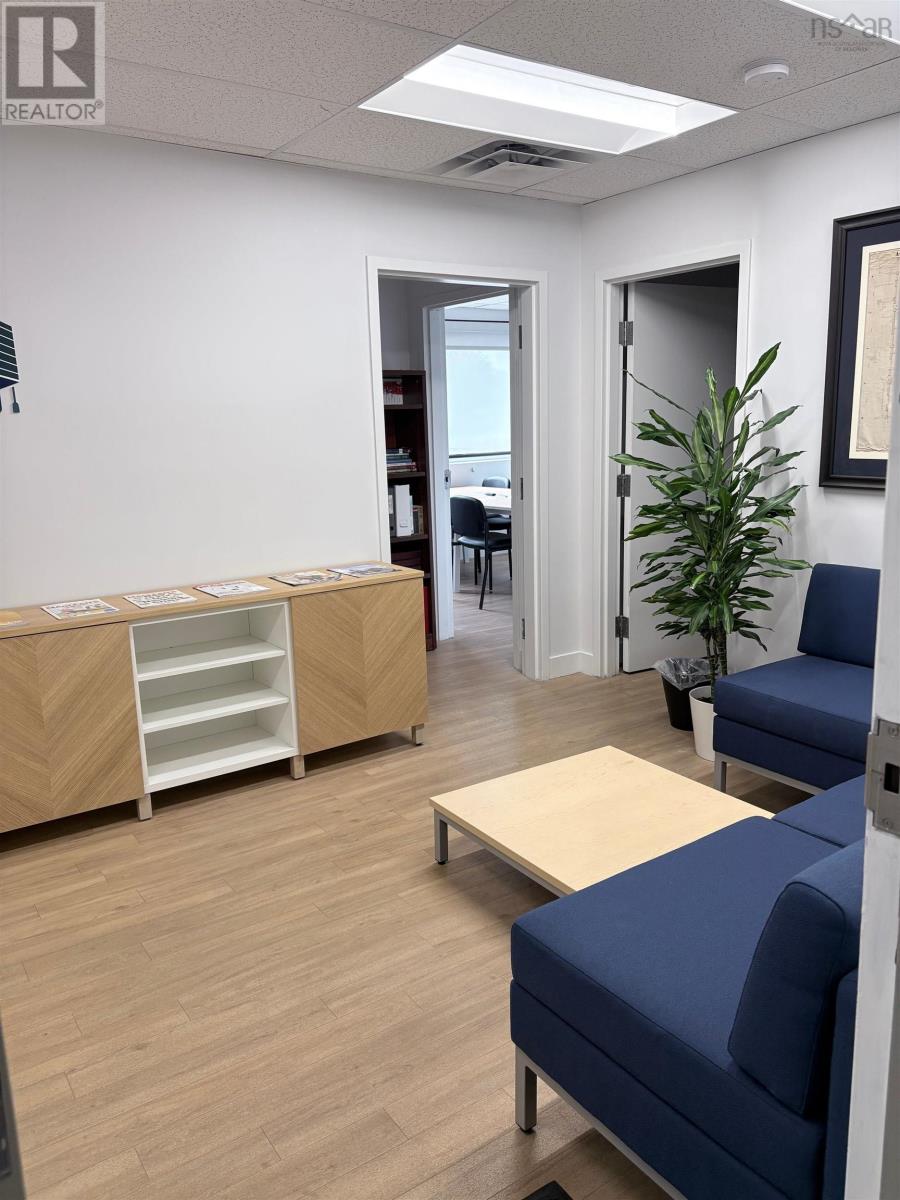 365 5991 Spring Garden Road Property Photo 2