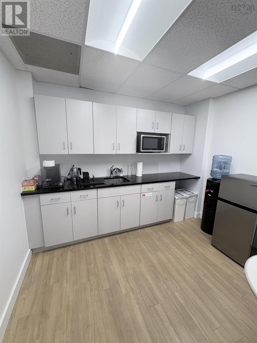 365 5991 Spring Garden Road Property Photo 3