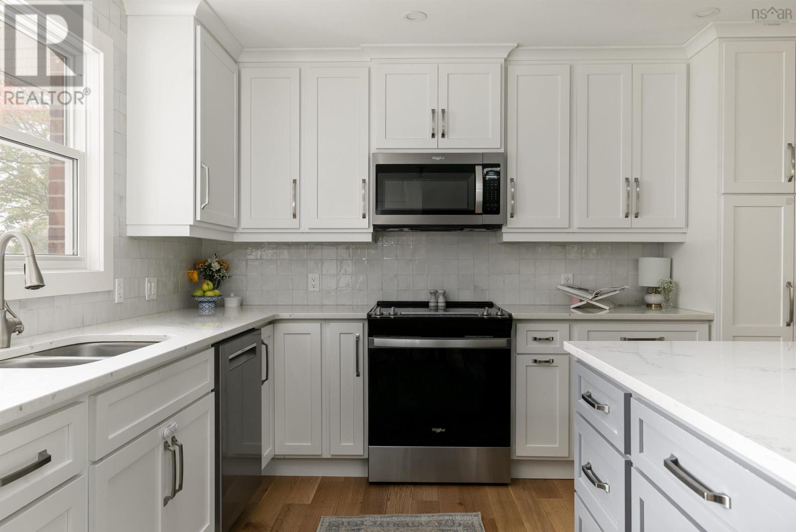 22 Briar Place Property Photo 11