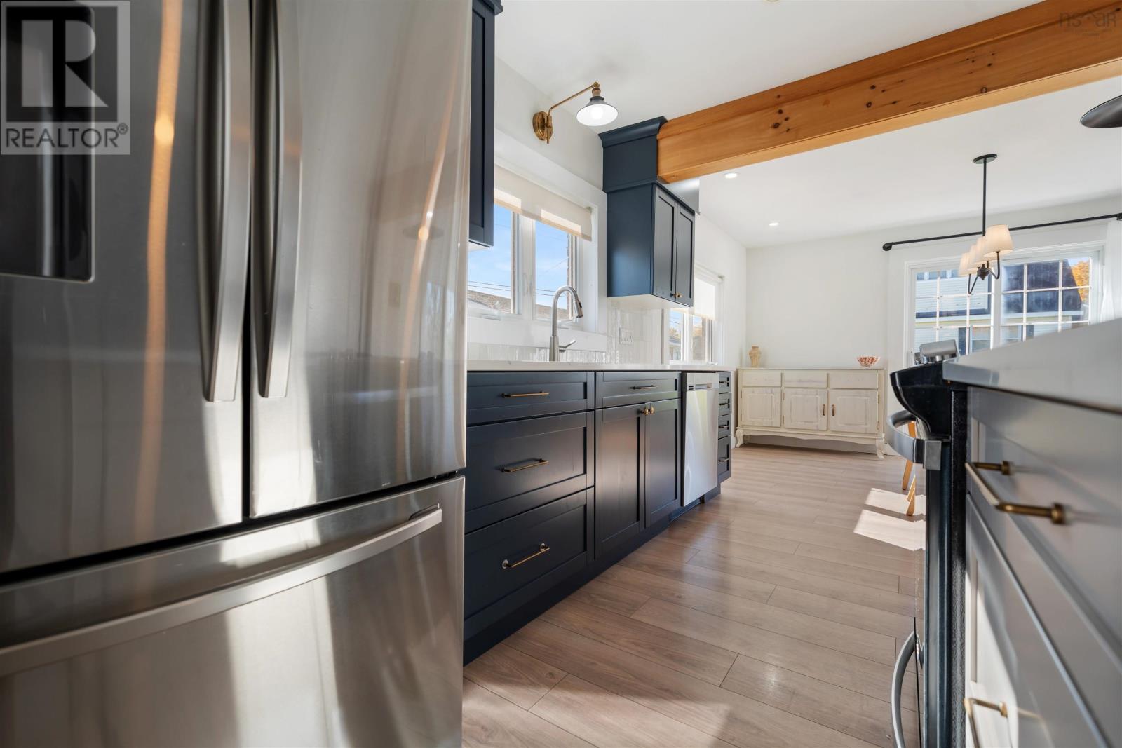28 High Street Property Photo 9
