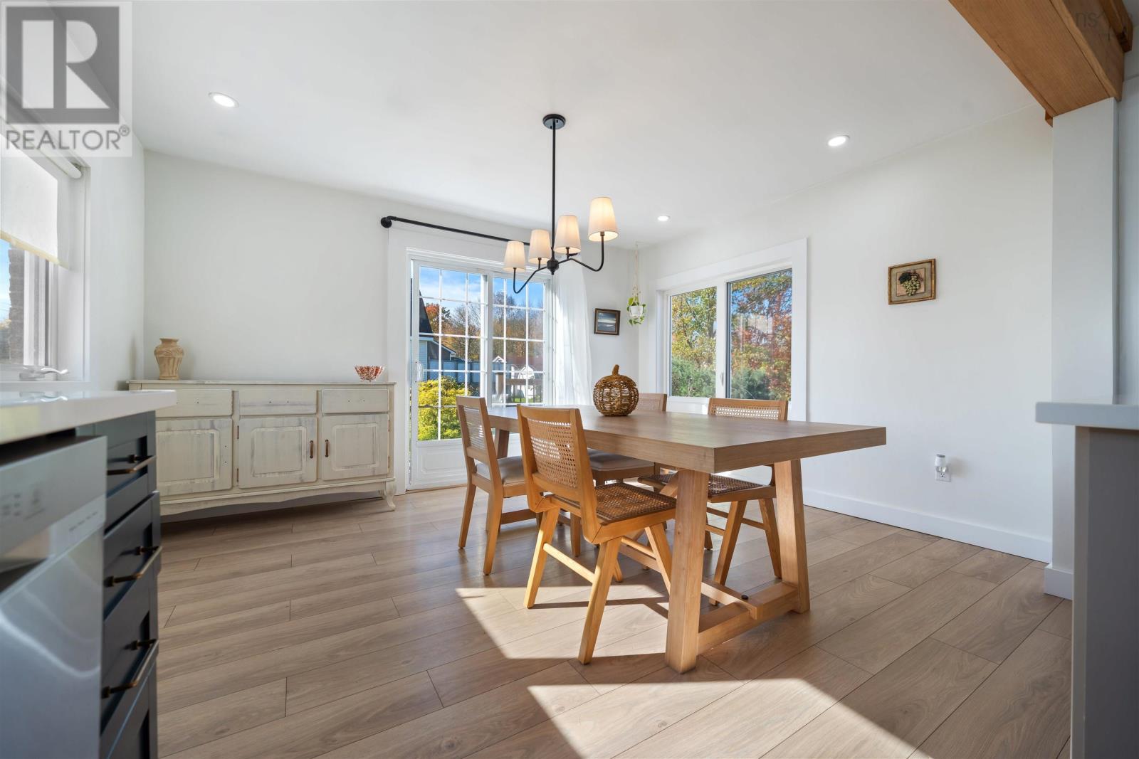 28 High Street Property Photo 14
