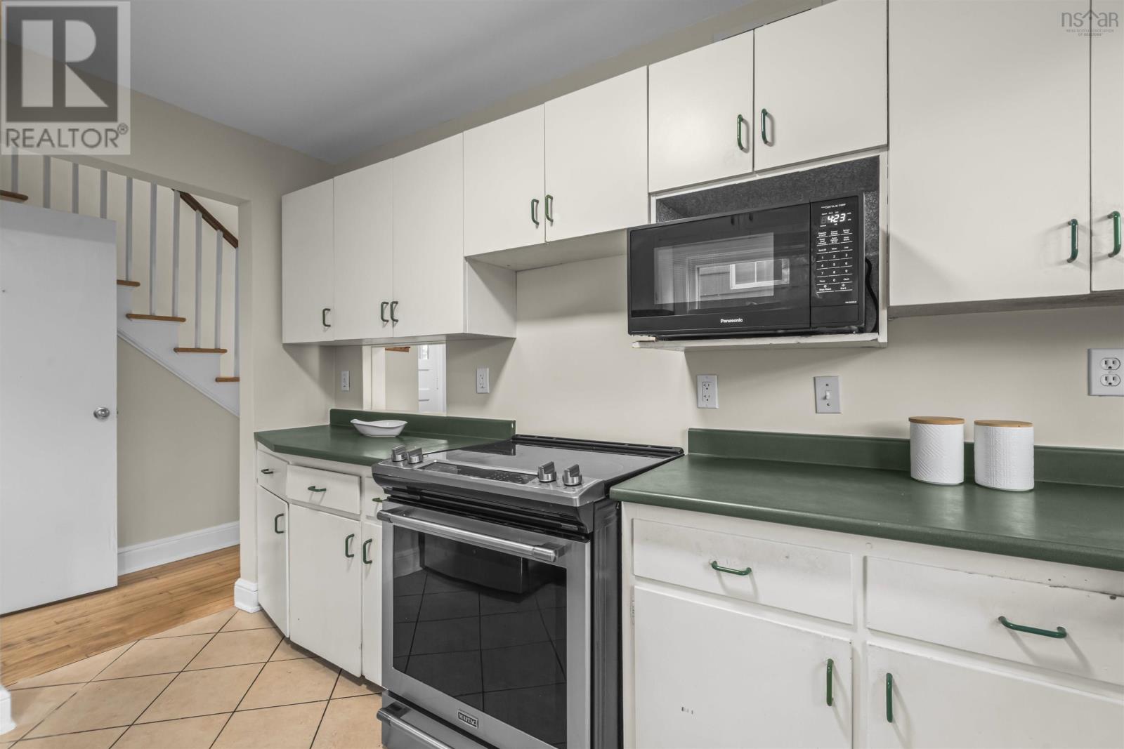 3176 Hemlock Street Property Photo 15