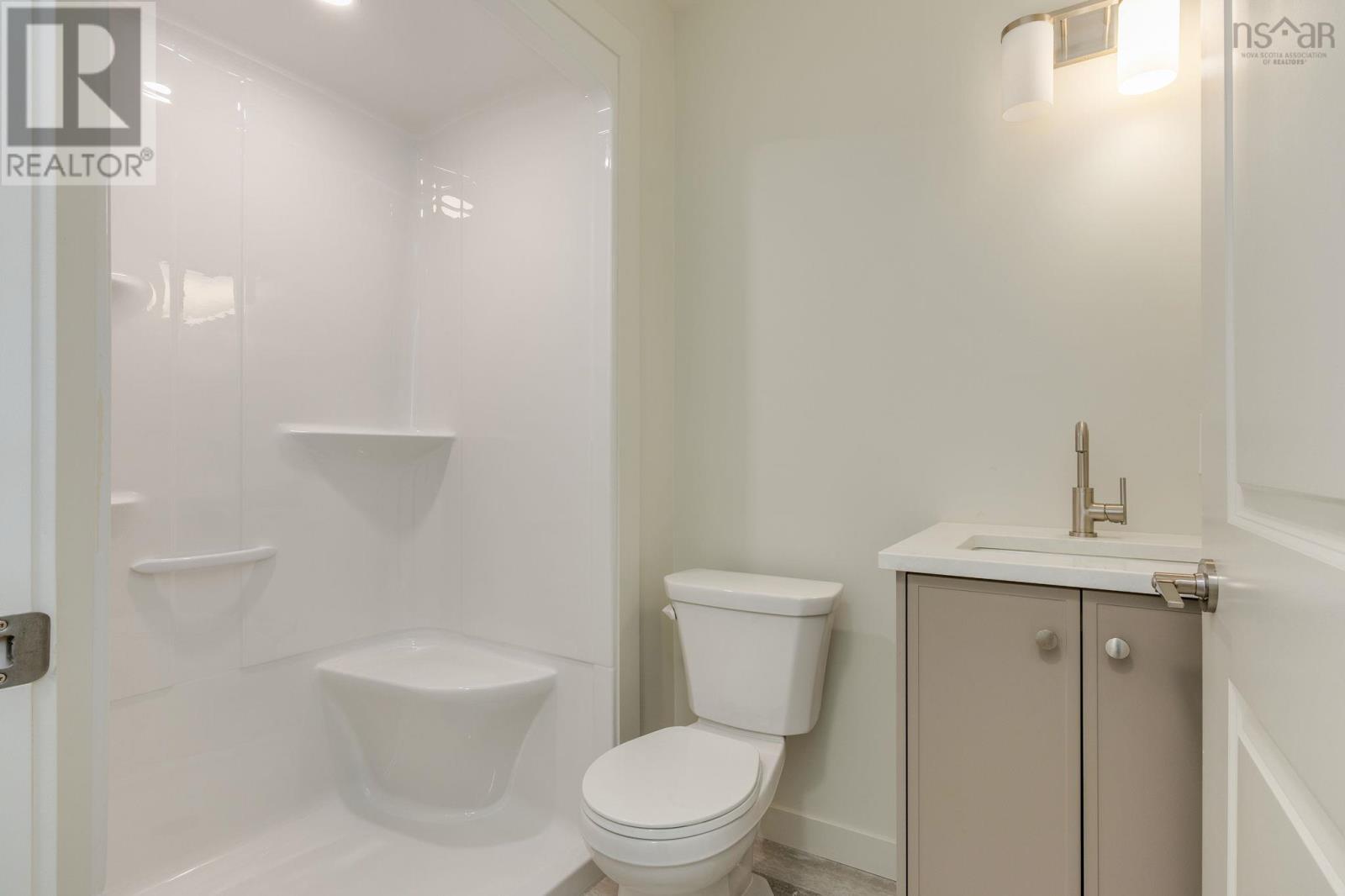 Gar-49 11 Garvey Court Property Photo 43
