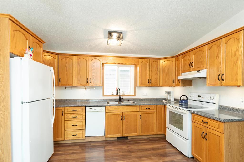 22 Aspen Estates Road Property Photo 8