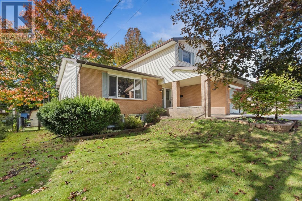 24 Rossi Drive Property Photo 1