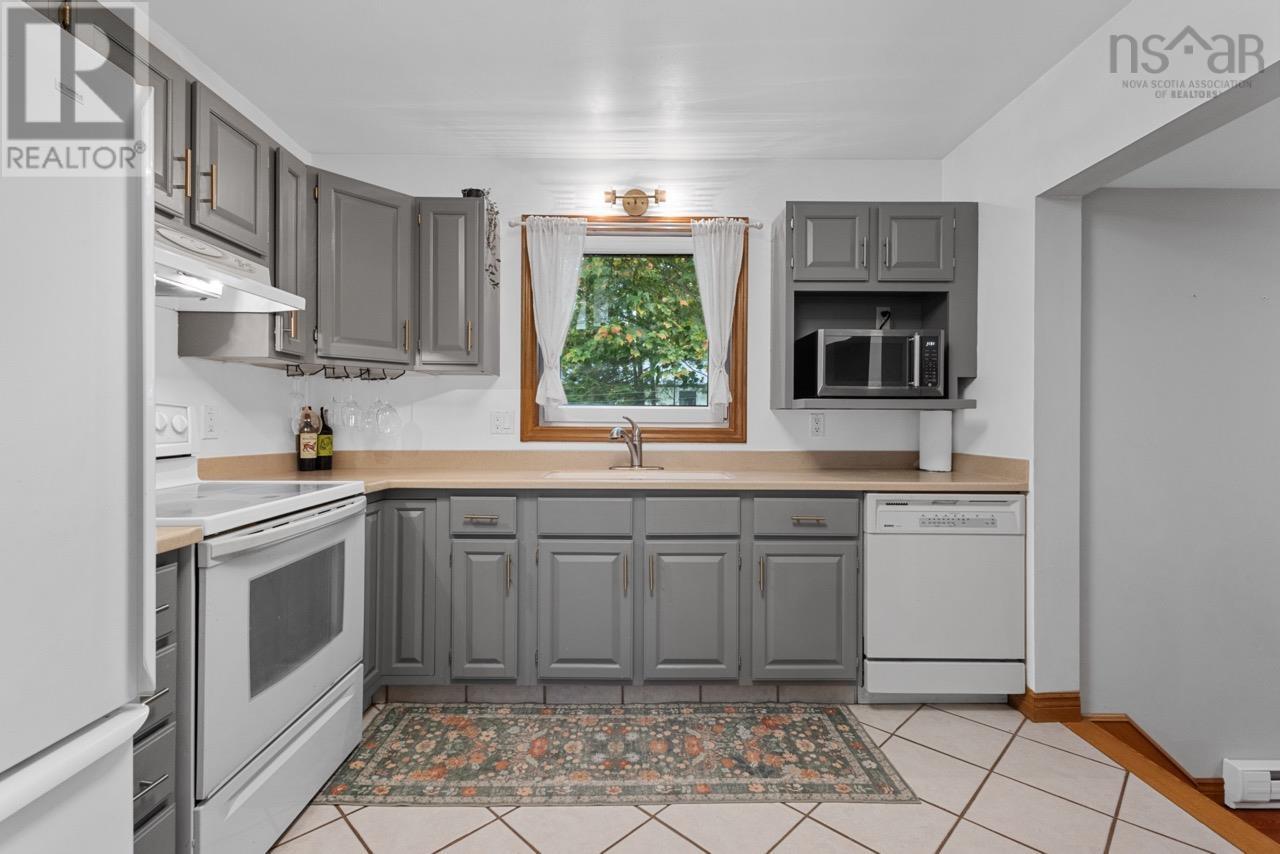 24 Rossi Drive Property Photo 10