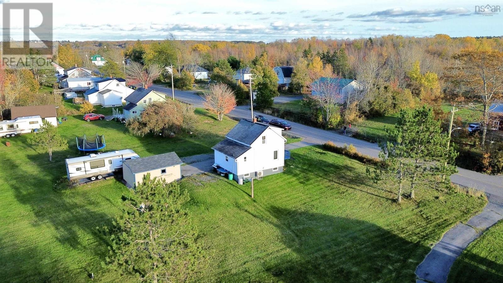 2367 Athol Road Property Photo 27