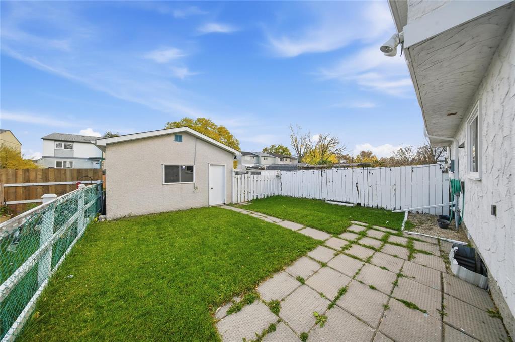 51 Ravenhill Road Property Photo 27