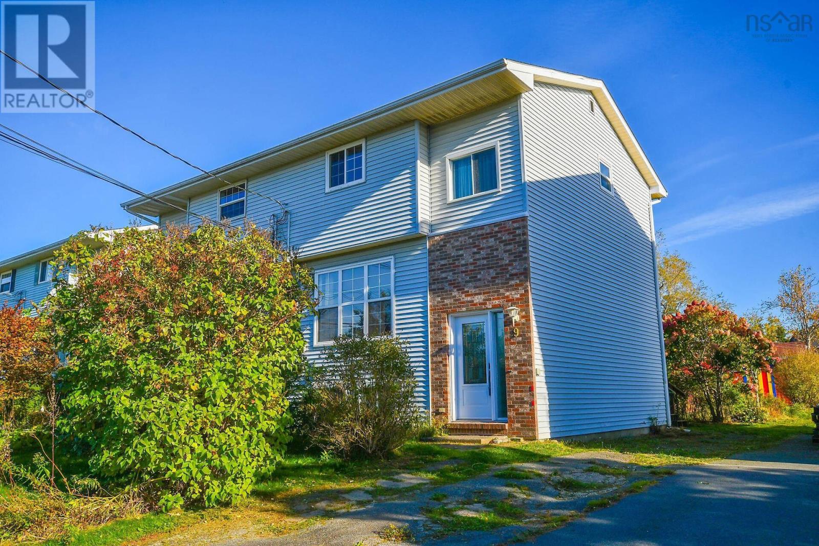 9 Briarwood Drive Property Photo 1