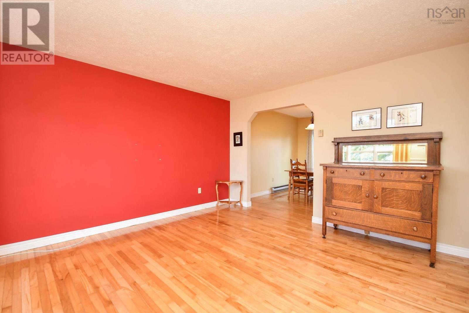 9 Briarwood Drive Property Photo 7