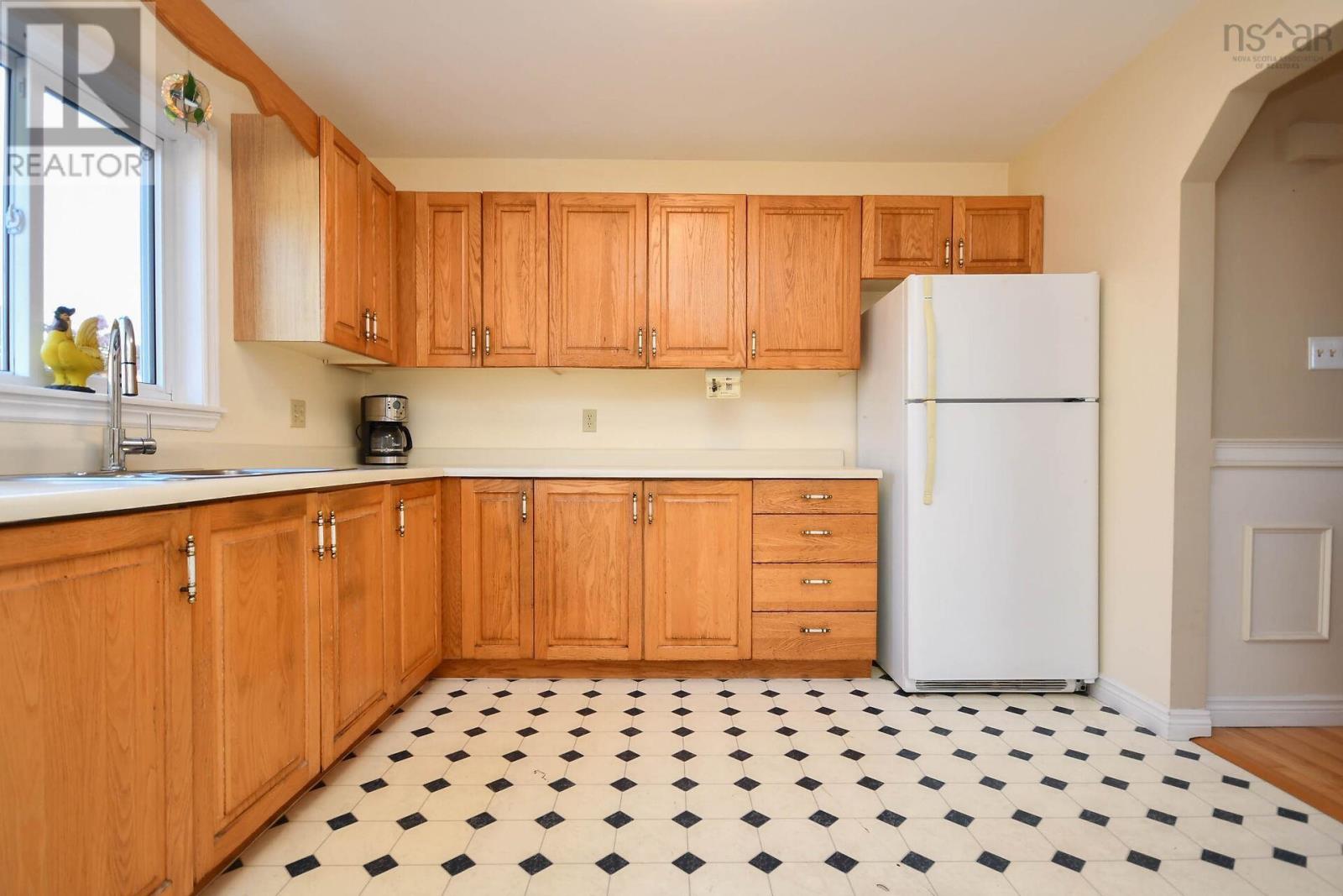 9 Briarwood Drive Property Photo 11