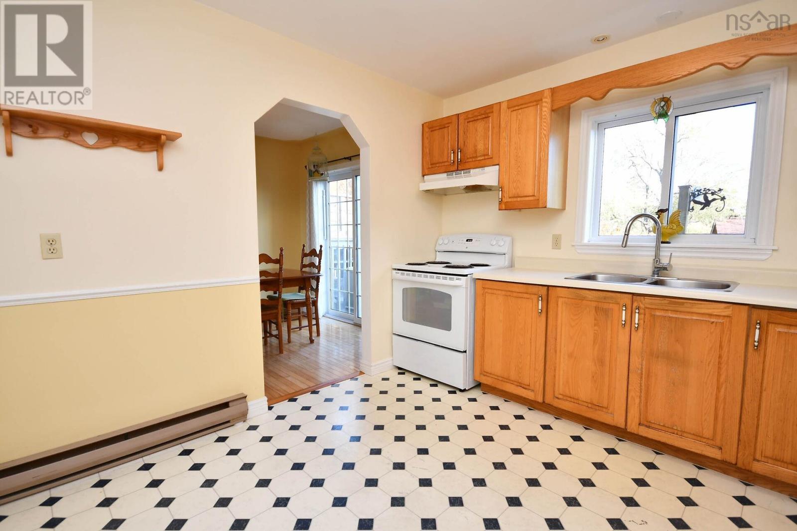 9 Briarwood Drive Property Photo 13