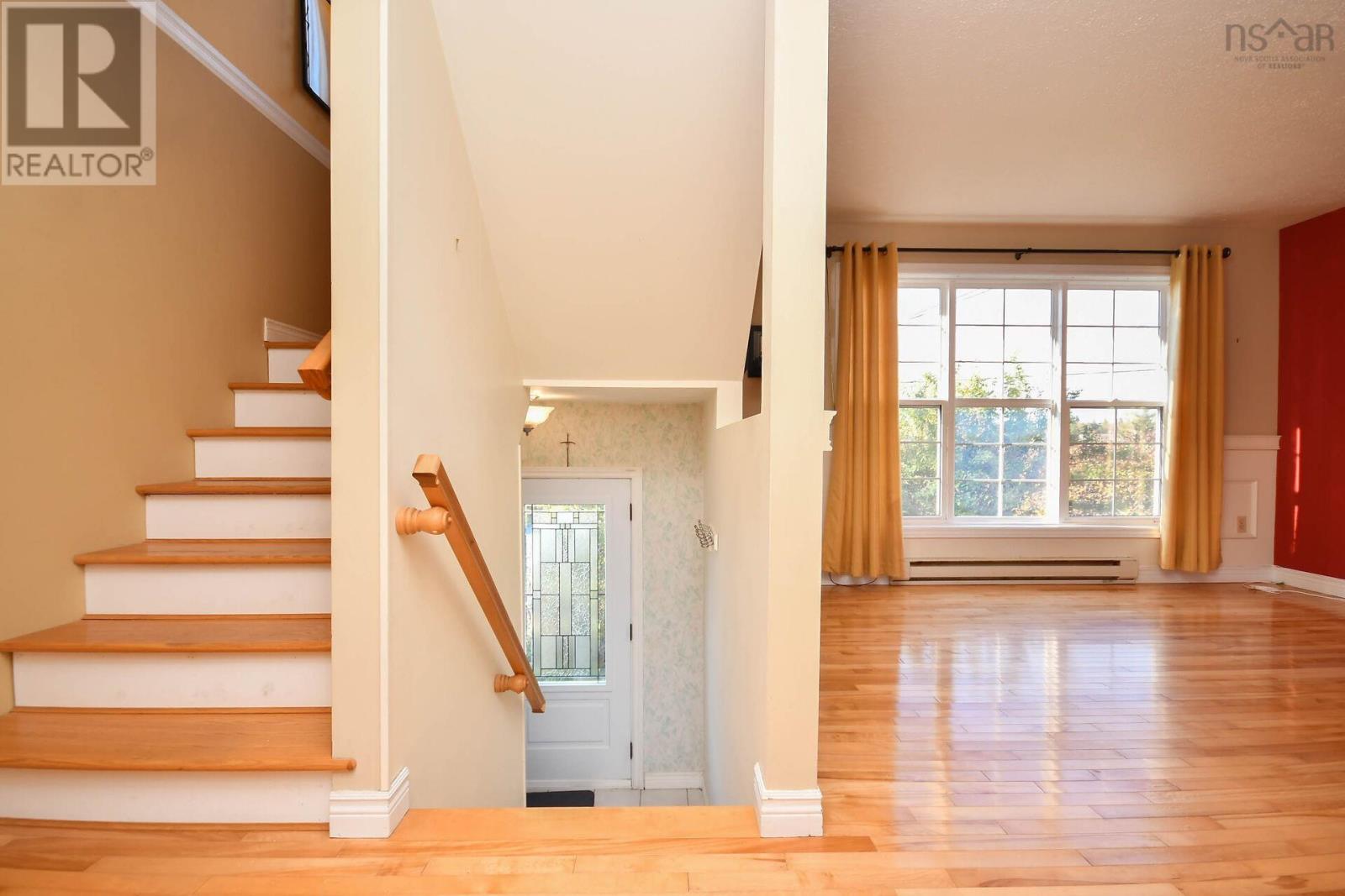 9 Briarwood Drive Property Photo 16